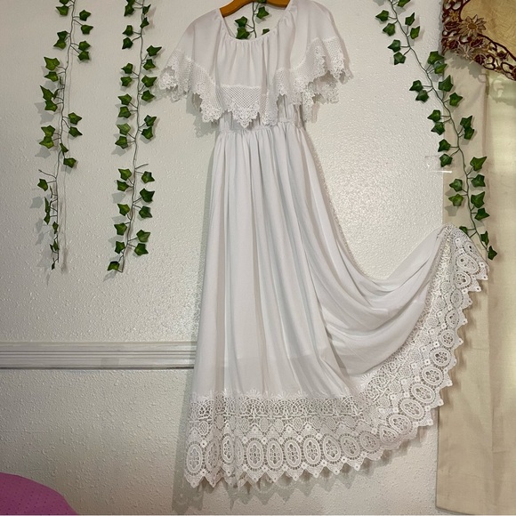 marked queen white  Maxi dress - Picture 14 of 14